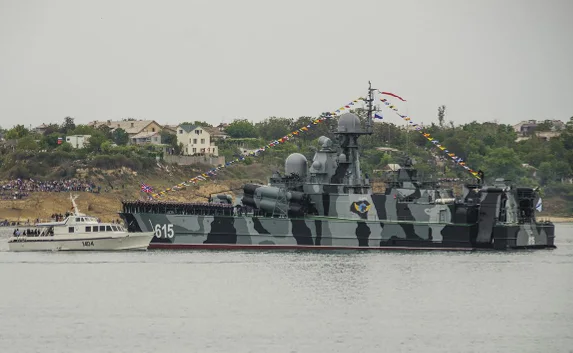 Женщины на боевых кораблях ВМФ России служить не будут