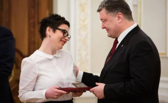 Порошенко вручил орден автору песни «Витя, чао»