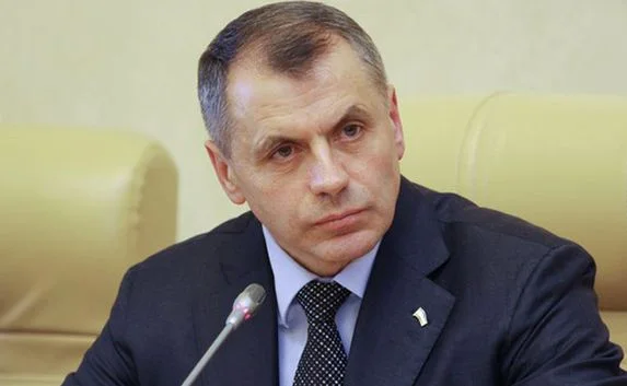 Константинов: Украина уверенно сползает к махровому неонацизму