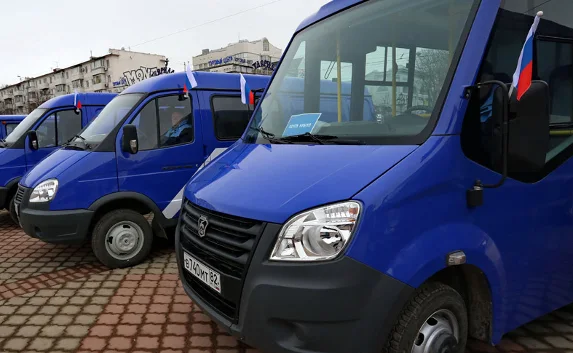 Почта Крыма получила 175 новых автомобилей