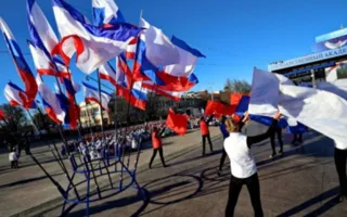 Симферопольцы пожелали Путину долго жить и вернуть Аляску