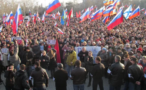 Политолог: Заявления Запада об «ужасной» жизни в Крыму — выдумка
