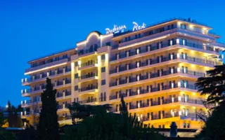«Radisson» уходит из Алушты из-за санкций