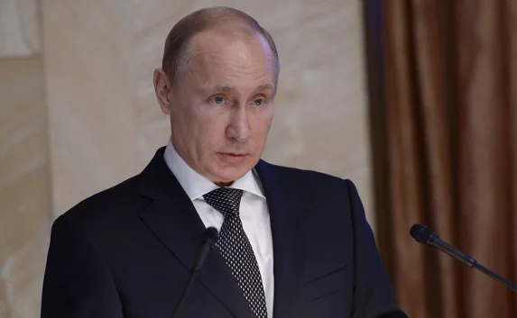 Путин: Надо перекрыть террористам каналы въезда в Крым