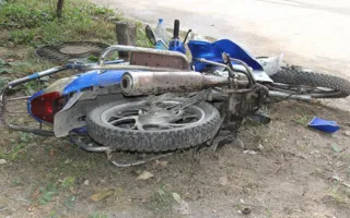 В Сакском районе Крыма грузовик сбил мопед