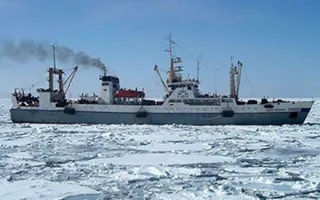 Троих крымчан с затонувшего в Охотском море судна пока не нашли