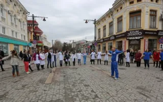 В Симферополе прошла акция «Время быть здоровым!»