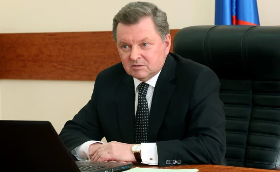 Белавенцев рассказал, как должны решать вопросы госорганы