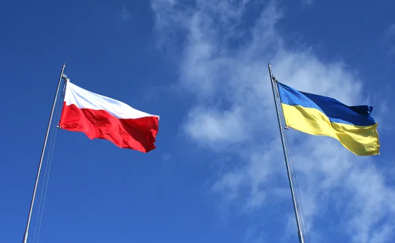Поляки решили вернуть своё имущество с Запада Украины