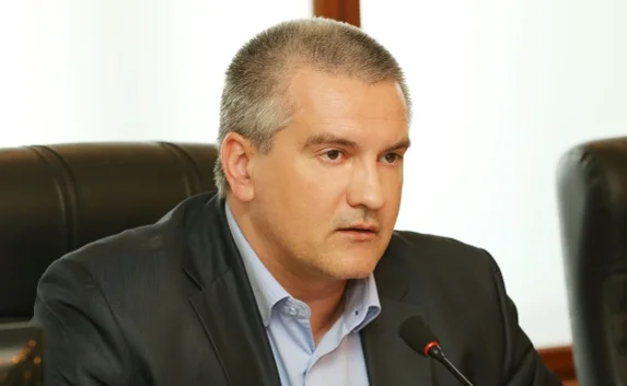 Аксёнов: Зарплаты чиновников в 30-40 тысяч рублей — это копейки