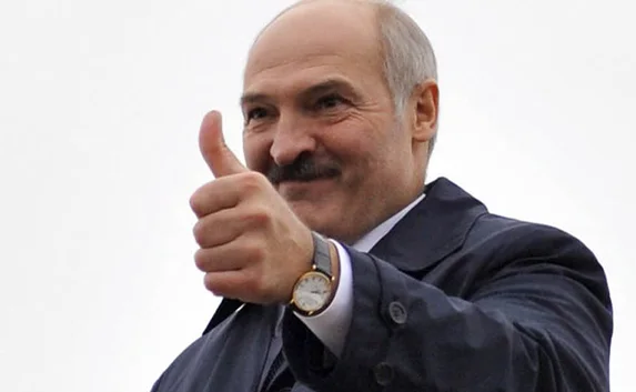 Отсутствие Лукашенко на параде в Москве сочли логичным