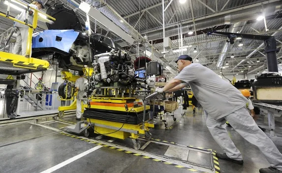 В России приостановлен выпуск авто Peugeot, Citroеn и Mitsubishi