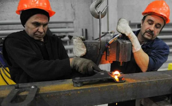 В Феодосии создадут более тысячи временных рабочих мест