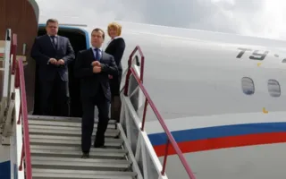 Украина снова вручила ноту протеста РФ из-за поездки Медведева в Крым