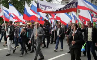 Первомайская демонстрация в Симферополе вышла на рекорд 