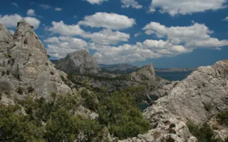 В Крымских горах за два майских дня спасли девять человек 