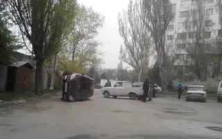ДТП на Остряках: Иномарка «встала на ребро»