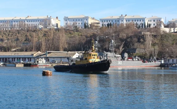 Украина исключила порты Крыма из перечня международных