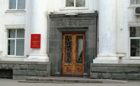 Заксобрание проводит опрос жителей о проблемах в городе