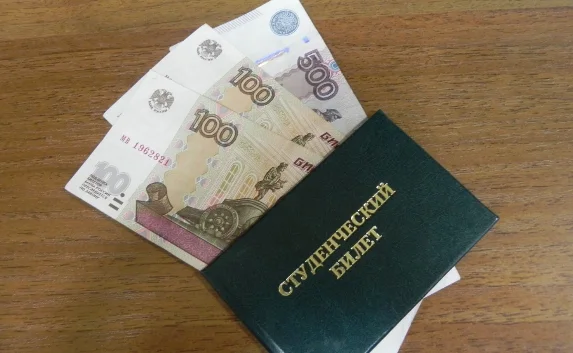 В Севастополе студентам выплатили долги по стипендиям