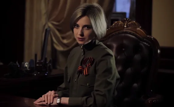 Аксёнов, Константинов и Поклонская прочли «Реквием» Рождественского
