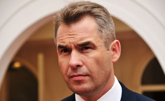 Астахов: У нас «насильно» не защищают