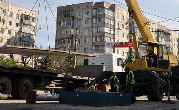 В Симферополе сносят билборды