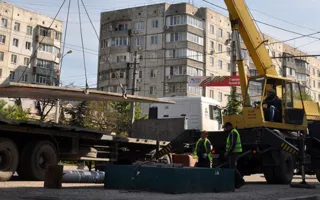 В Симферополе сносят билборды