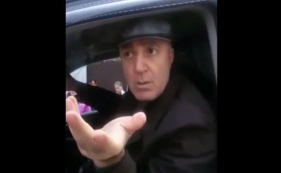Приморский депутат на Первомай въехал в демонстрацию