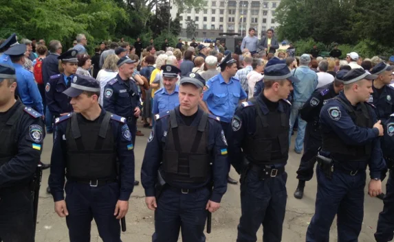 В Одессе стычке майдановцев и антимайдановцев помешала милиция
