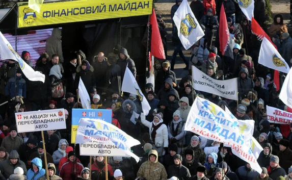 В центре Киева «финансовый Майдан» перекрыл движение