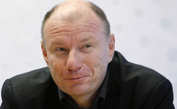 Минфин судится с самым богатым человеком России