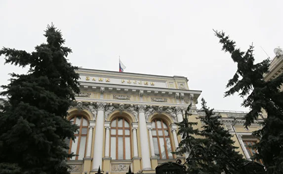 В Крыму изучают возможность работы российских госбанков 