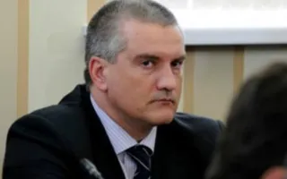 Аксёнов: В Крыму «дельцы» пытаются легализовать украинские предприятия