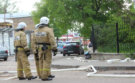 В Симферополе в здании прокуратуры искали бомбу