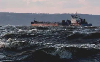 В зоне Керченского пролива 6-8 июня объявили штормовое предупреждение