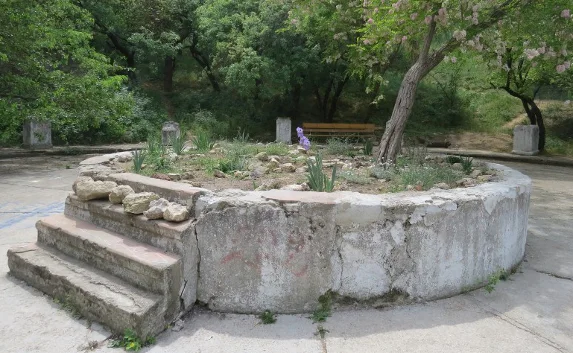Севастопольцы ждут восстановления Ушаковой балки