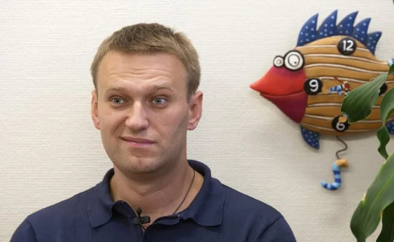 В Новосибирске Навальный попал под «яичную атаку»