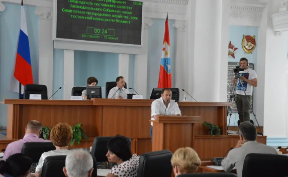 В Севастополе принят законопроект о погребении и похоронном деле 