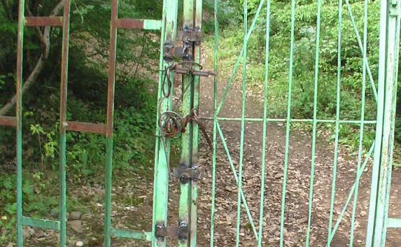 В Крыму закрыли на замок вход на гору Аю-Даг