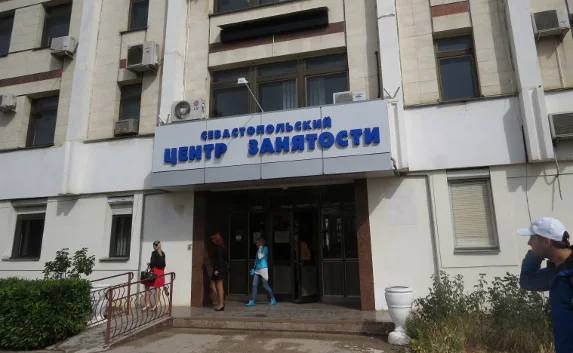 В Центре занятости вакансий стало в пять раз больше