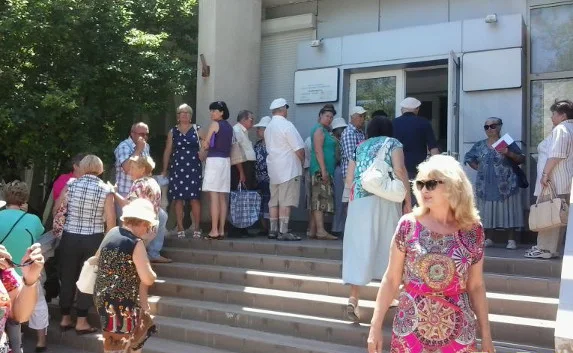 Руководство «Севтелекома» отреагировало на очереди