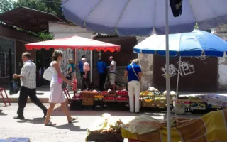В Симферополе полиция борется со стихийной торговлей