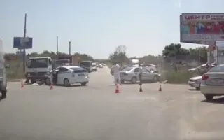В Севастополе «Хонда» столкнулась с автомобилем ГИБДД