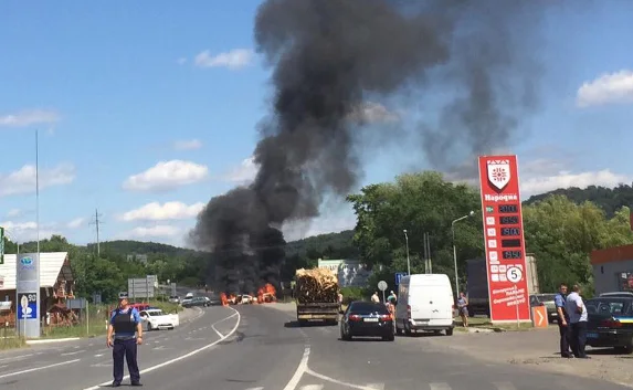 «Правый сектор» стреляет уже на Закарпатье