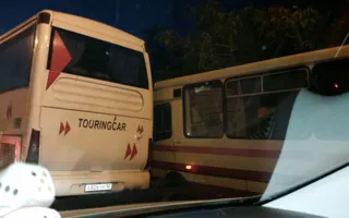 В Севастополе перед светофором «притёрлись» автобусы