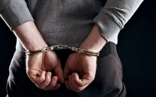 В Севастополе пятеро подростков промышляли грабежами