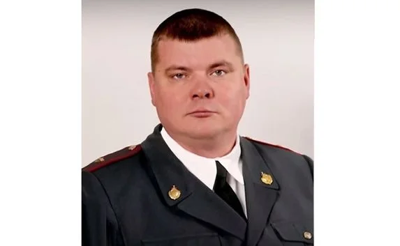 В России полицейский загородил своим авто автобусы с детьми от ДТП 