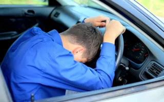 Угонщика нашли спящим в «трофейном» авто