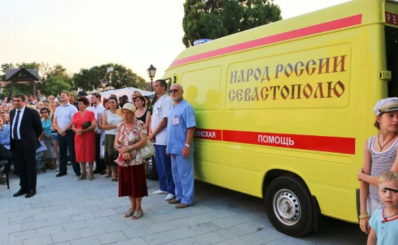 ​Севастополю подарили детский реанимобиль